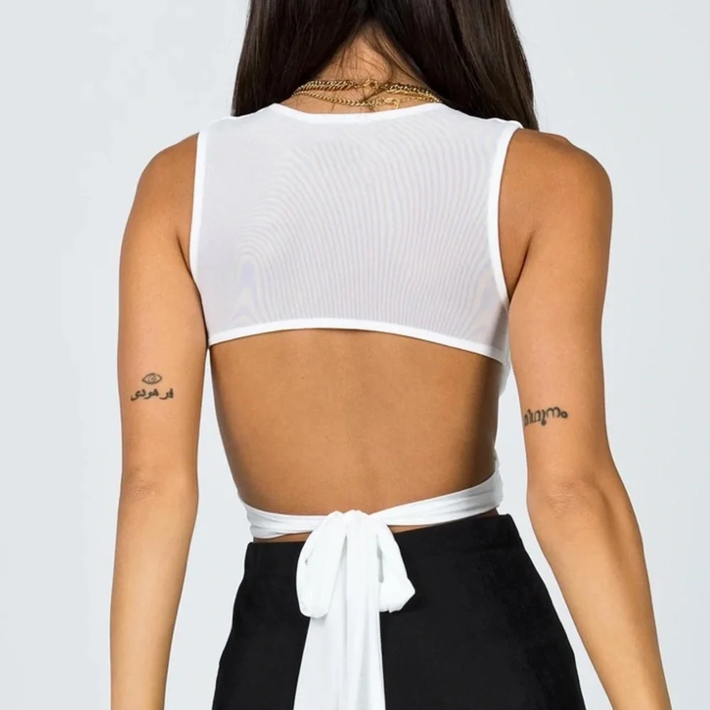 NWOT - Princess Polly White Criss Cross Top - Picture 2 of 6